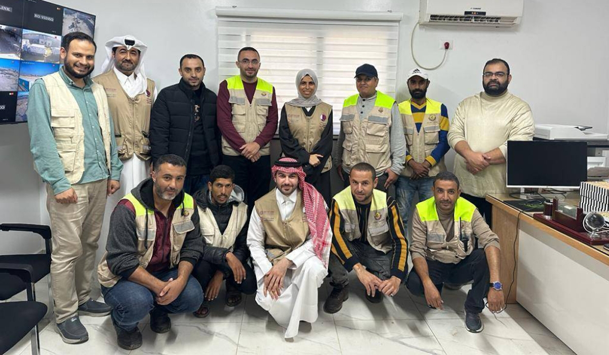 Al Khater checks warehouses of Qatar's Gaza Reconstruction Committee